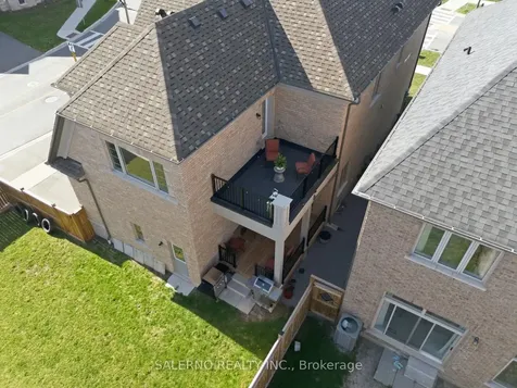 55 Christine Elliott Avenue Whitby ON L1P 0C8