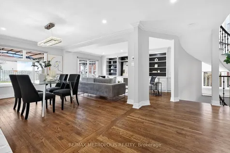 914 Sproule Crescent Oshawa ON L1K 2C8