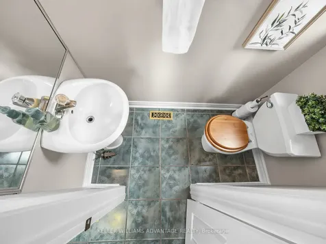 98 Coalport Drive Toronto ON M1N 4B8