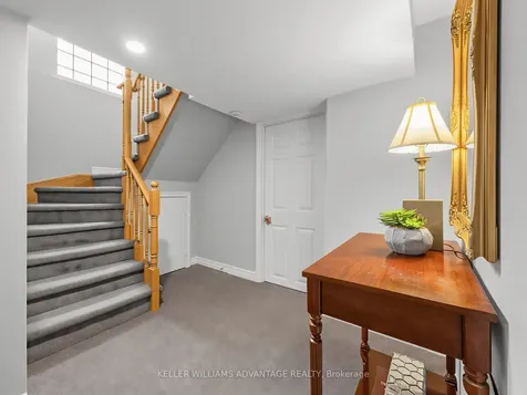 98 Coalport Drive Toronto ON M1N 4B8