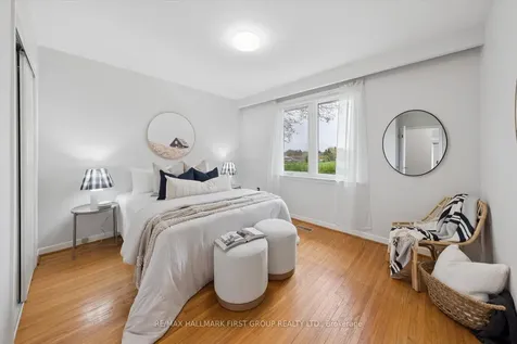 19 Madrid Street Toronto ON M1P 4L7