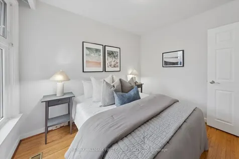 19 Madrid Street Toronto ON M1P 4L7