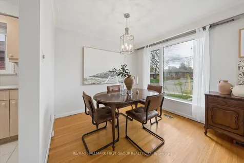 19 Madrid Street Toronto ON M1P 4L7