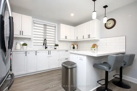 125 Jones Avenue Oshawa ON L1G 3A3