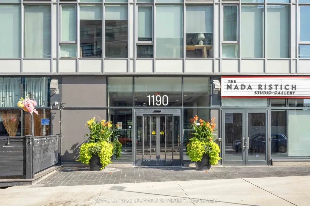 1190 Dundas Street E Toronto ON M4M 0C5