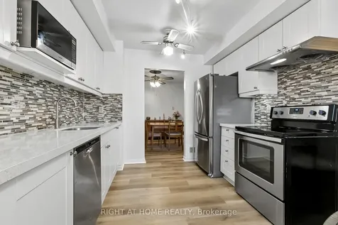 10 Sachems Place Toronto ON M1B 1E6