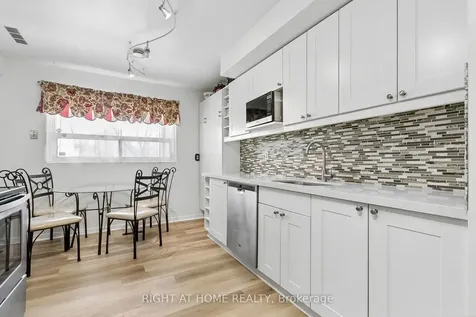 10 Sachems Place Toronto ON M1B 1E6