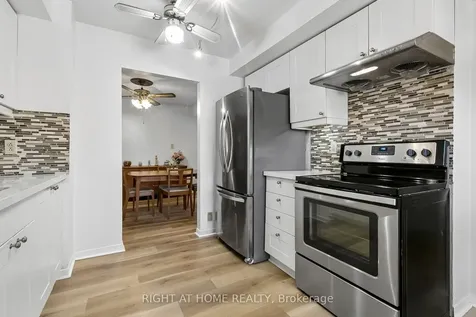 10 Sachems Place Toronto ON M1B 1E6