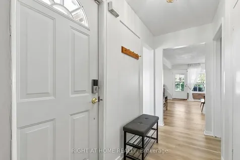 10 Sachems Place Toronto ON M1B 1E6
