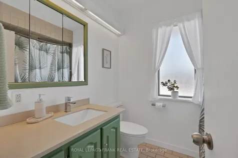 1 Deborah Drive Toronto ON M1H 2H5