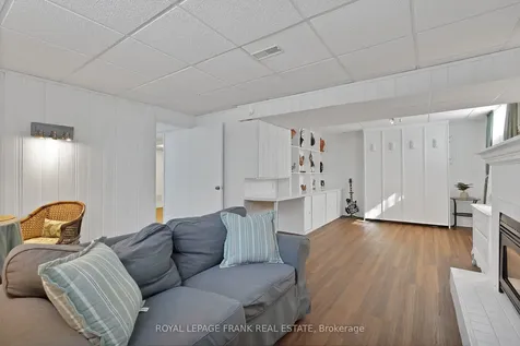 1 Deborah Drive Toronto ON M1H 2H5