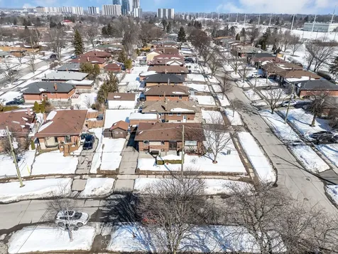 1 Deborah Drive Toronto ON M1H 2H5