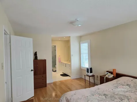 144 Canongate Trail Toronto ON M1V 3G9