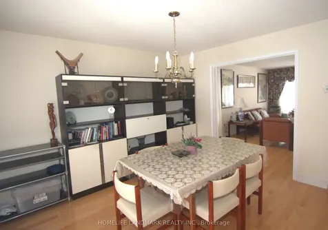 144 Canongate Trail Toronto ON M1V 3G9