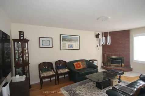 144 Canongate Trail Toronto ON M1V 3G9