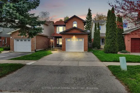 14 Windham Crescent Clarington ON L1E 1Y7