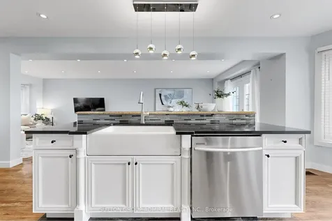 14 Windham Crescent Clarington ON L1E 1Y7