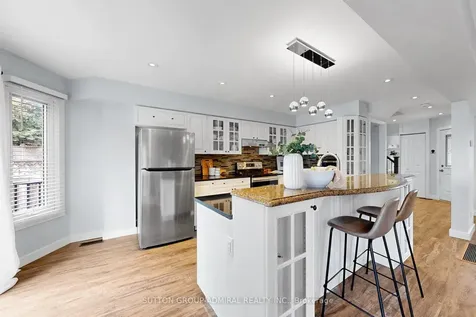 14 Windham Crescent Clarington ON L1E 1Y7