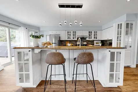 14 Windham Crescent Clarington ON L1E 1Y7