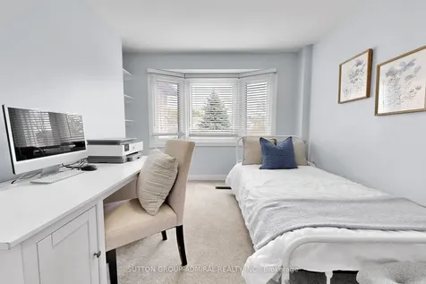 14 Windham Crescent Clarington ON L1E 1Y7