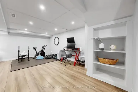 14 Windham Crescent Clarington ON L1E 1Y7