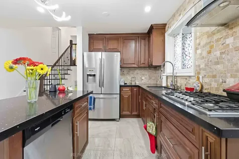 204A Bellamy Road N Toronto ON M1J 2L6