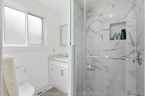 204A Bellamy Road N Toronto ON M1J 2L6
