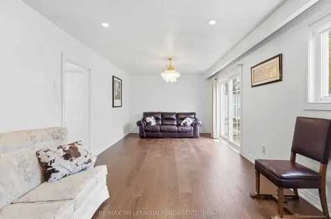 204A Bellamy Road N Toronto ON M1J 2L6
