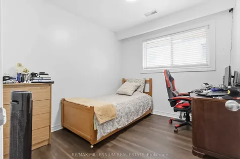 204A Bellamy Road N Toronto ON M1J 2L6