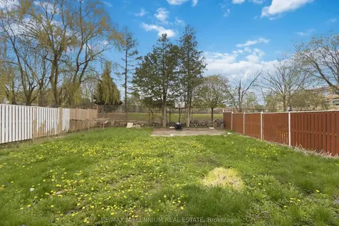 204A Bellamy Road N Toronto ON M1J 2L6