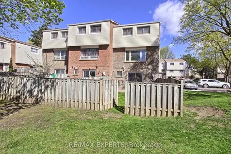 1655 Geta Circle Pickering ON L1V 3B5