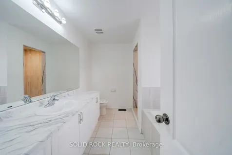 22 Tait Crescent Clarington ON L1C 7G7