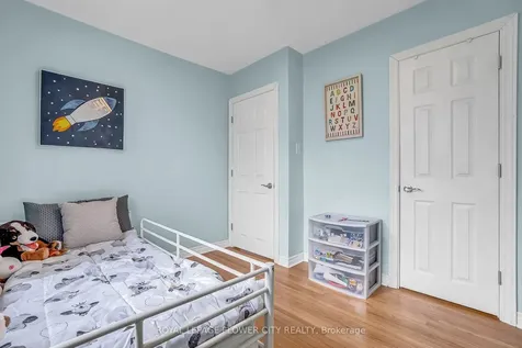 611 Harriet Street Whitby ON L1N 1L4