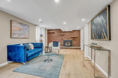 611 Harriet Street Whitby ON L1N 1L4