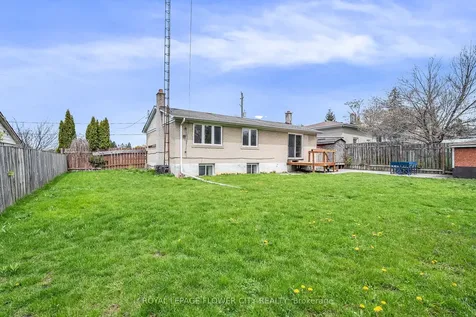 611 Harriet Street Whitby ON L1N 1L4