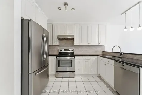 141 Sandown Avenue Toronto ON M1N 3W6