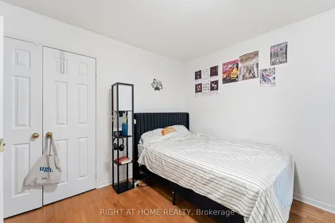 141 Sandown Avenue Toronto ON M1N 3W6
