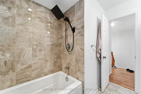 141 Sandown Avenue Toronto ON M1N 3W6