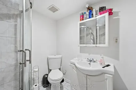 141 Sandown Avenue Toronto ON M1N 3W6