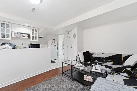 141 Sandown Avenue Toronto ON M1N 3W6