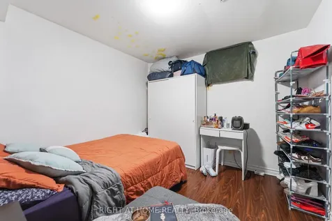 141 Sandown Avenue Toronto ON M1N 3W6