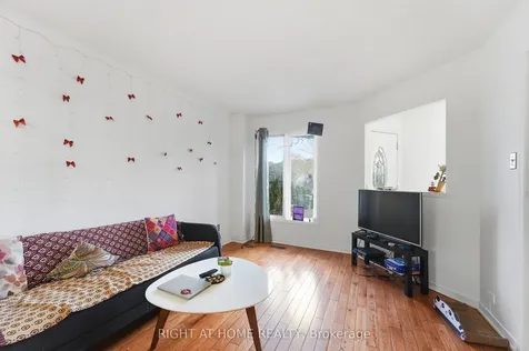 141 Sandown Avenue Toronto ON M1N 3W6