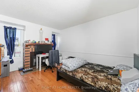 141 Sandown Avenue Toronto ON M1N 3W6