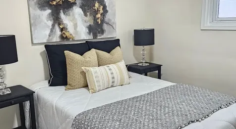 9 Faraday Drive Toronto ON M1H 2R9