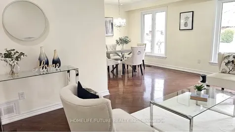 9 Faraday Drive Toronto ON M1H 2R9