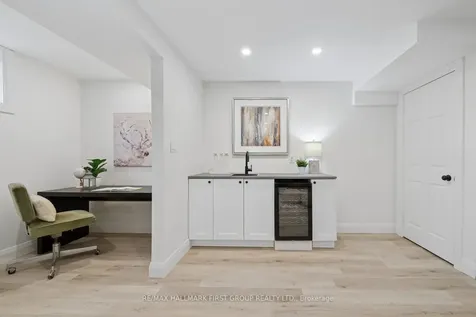 315 Balsam Street Scugog ON L9L 1M4
