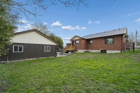 315 Balsam Street Scugog ON L9L 1M4