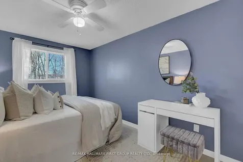 159 Sandringham Drive Clarington ON L1E 2G6