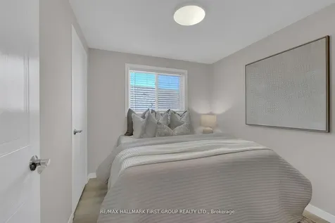 159 Sandringham Drive Clarington ON L1E 2G6