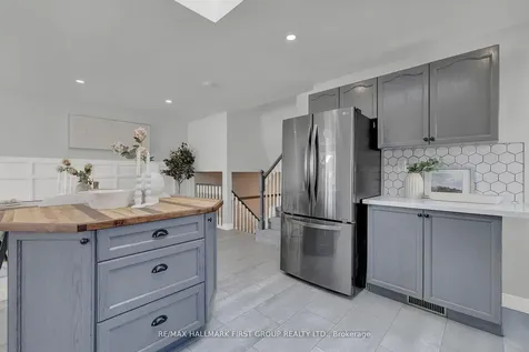 159 Sandringham Drive Clarington ON L1E 2G6